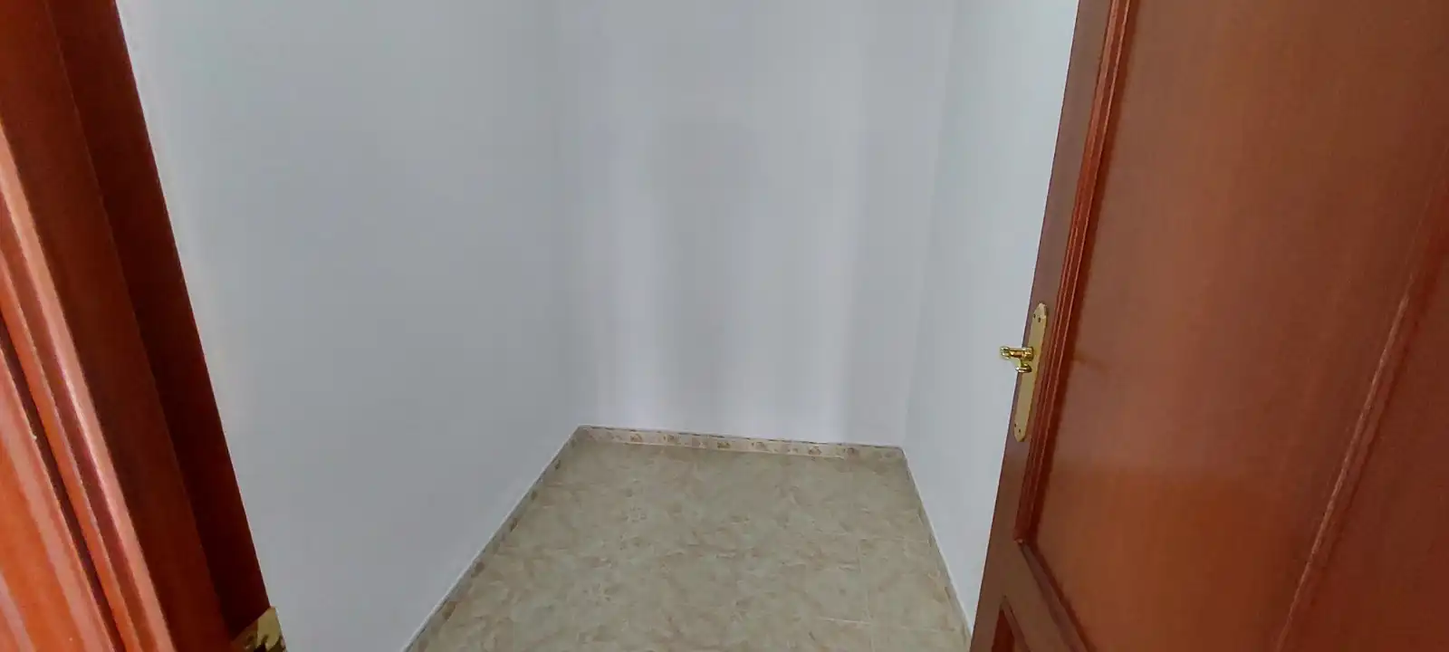 Casa adosada de alquiler en Badajoz con Calefacción, Jardín privado y Terraza