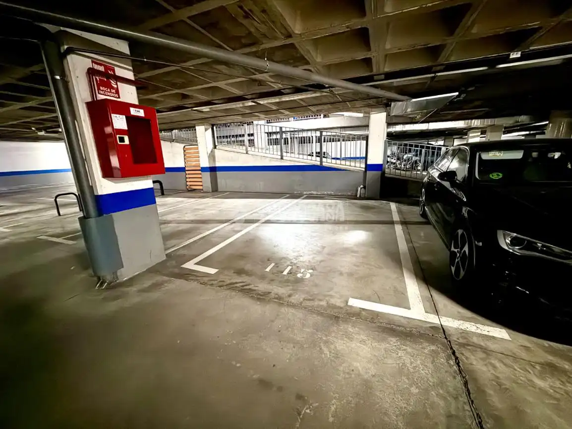 Parkplatz von Wohnung zum Verkauf in Madrid mit Heizung und Gemeinschaftspool