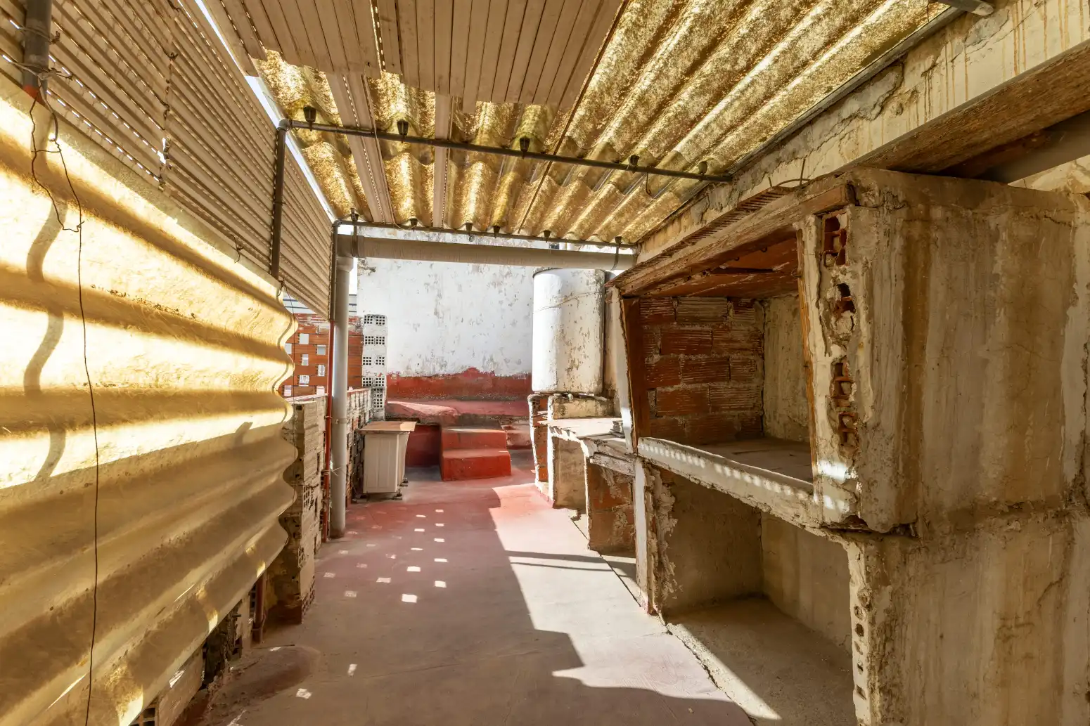 Cocina de Piso en venta en Sagunto / Sagunt con Terraza y Balcón