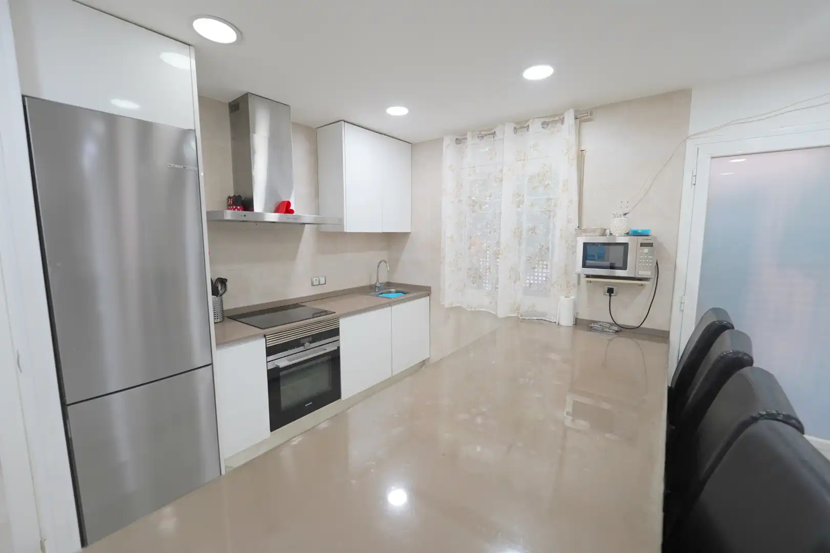 Cocina de Piso en venta en Barcelona con Aire acondicionado, Horno y Balcón