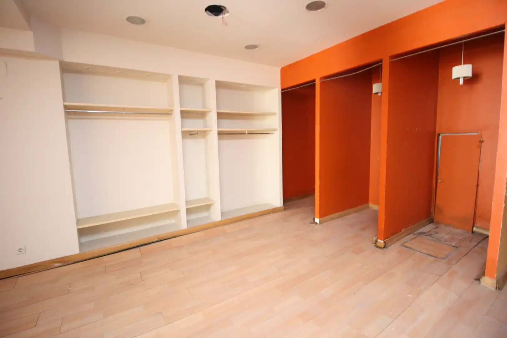 Local comercial en venda a Gran Via de Colom, imagen 14