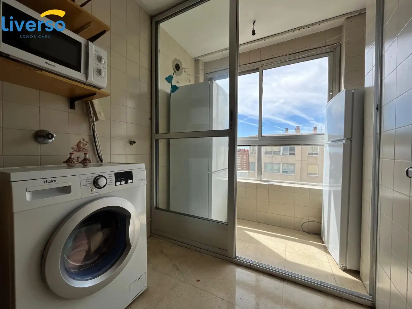 Habitació a Avenida CANTABRIA, Reyes Católicos