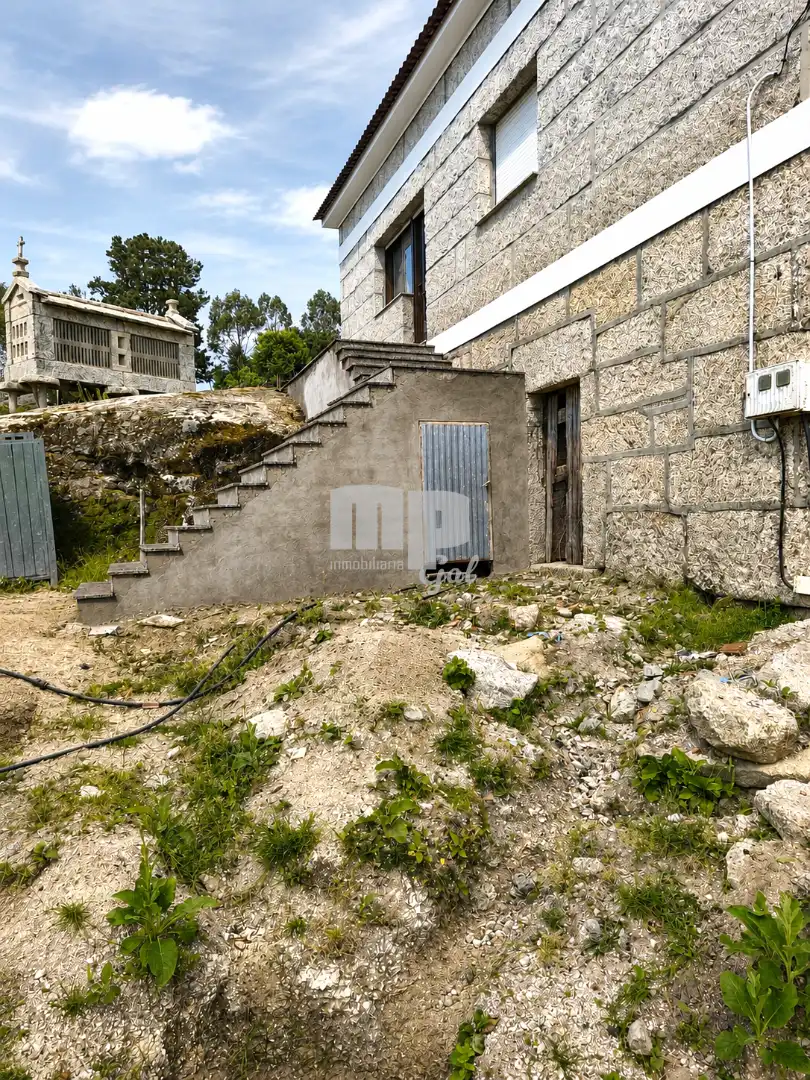 Exterior view of Houses for sale in Fornelos de Montes  with Private garden and Storage room