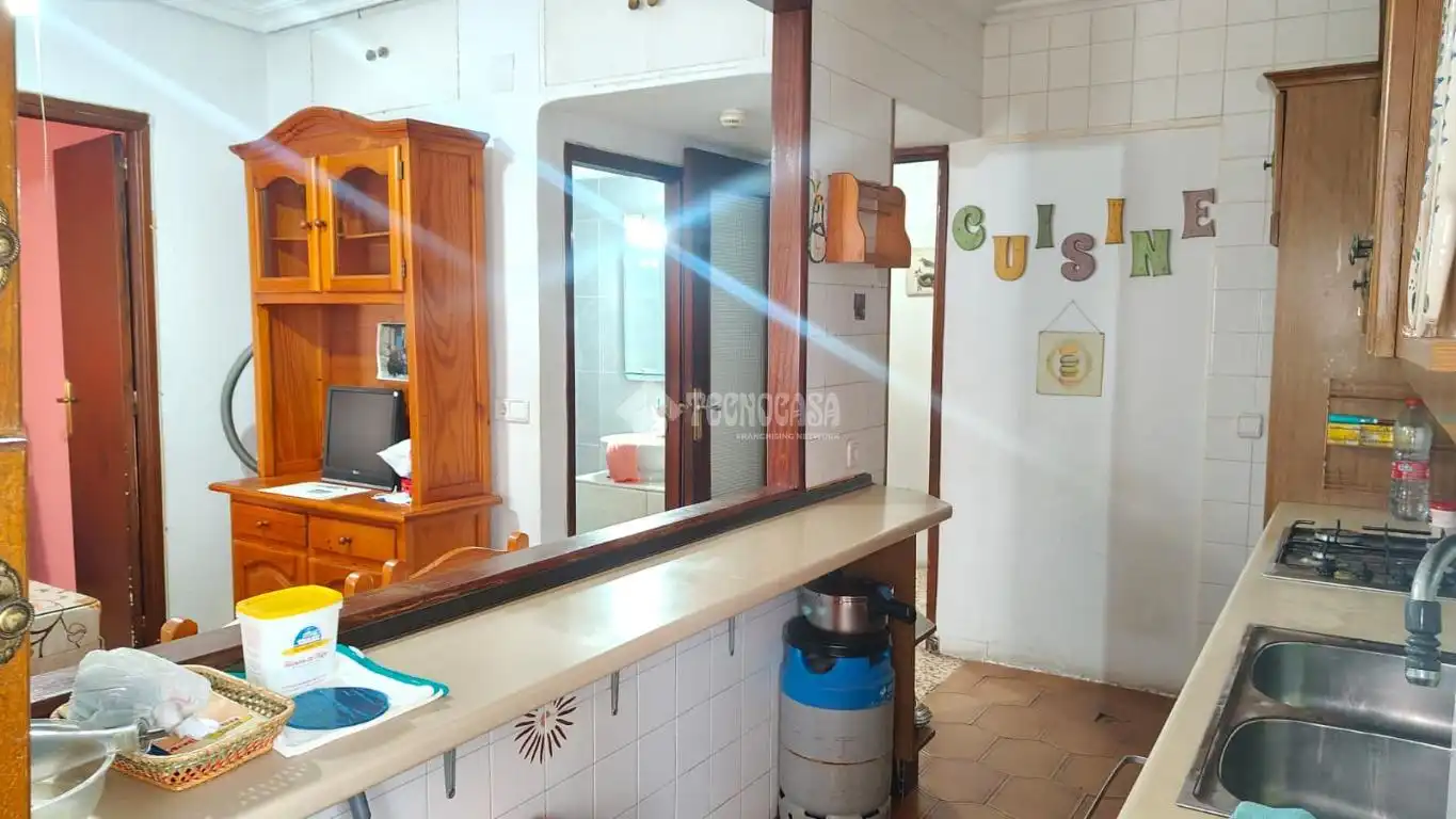 Kitchen of Flat for sale in Sevilla