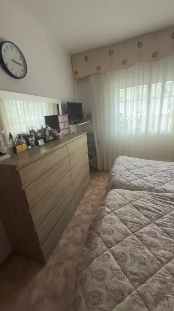 Dormitori de Pis en venda en Vilanova i la Geltrú amb Aire condicionat, Calefacció i Forn