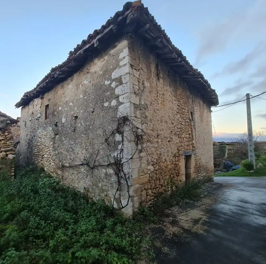 Haus mit Garten zum Verkauf in Merindad de Cuesta-Urria, imagen 4