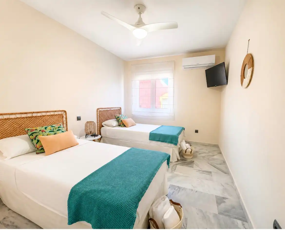 Bedroom of Houses for sale in Marbella  with Air Conditioner, Private garden and Terrace