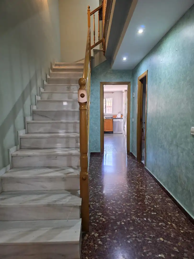 Casa adosada en venta en Valencia con Aire acondicionado, Terraza y Trastero