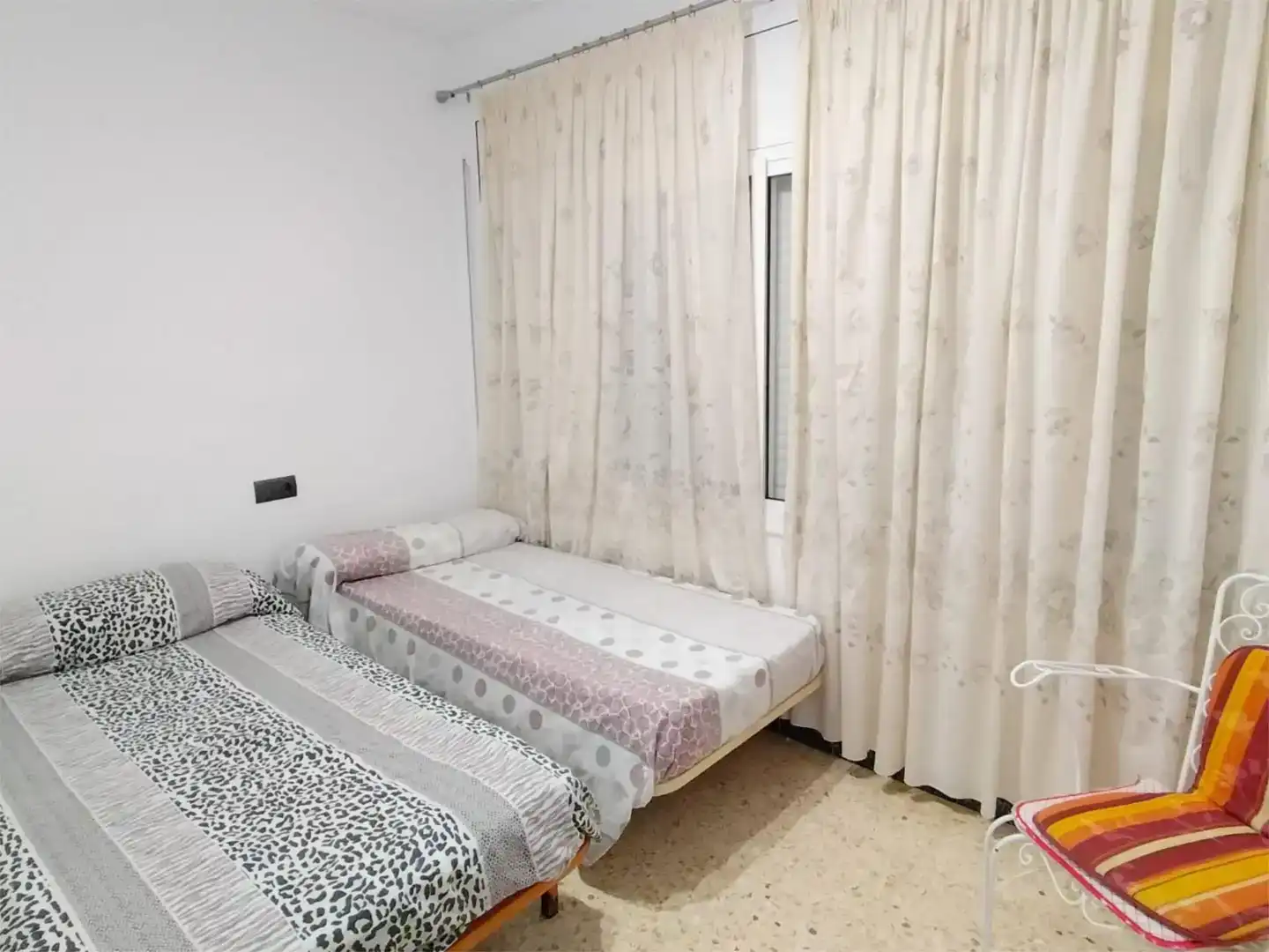 Dormitori de Casa o xalet en venda en Alcanar amb Aire condicionat i Piscina