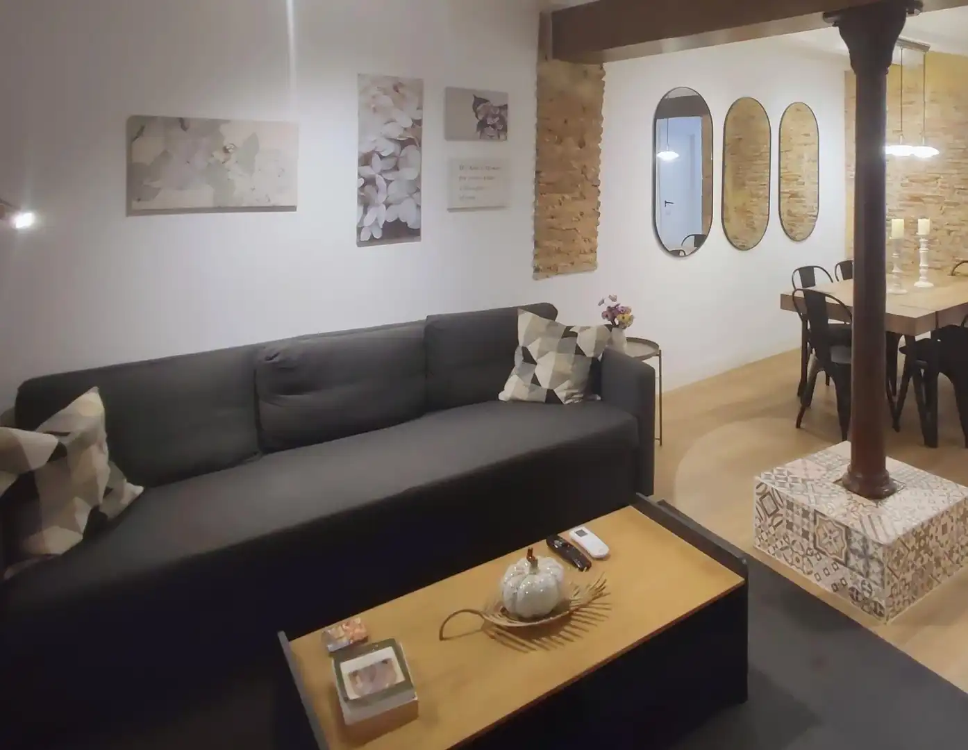 Sala de estar de Dúplex en venta en Valencia con Calefacción y Amueblado