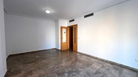 Foto 3 de Piso de alquiler en Avinguda del Camí Nou, Avenida de la Paz, Xirivella