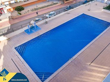 Flat with pool for sale in Playa del Acequión, Náufragos y Rocío del Mar