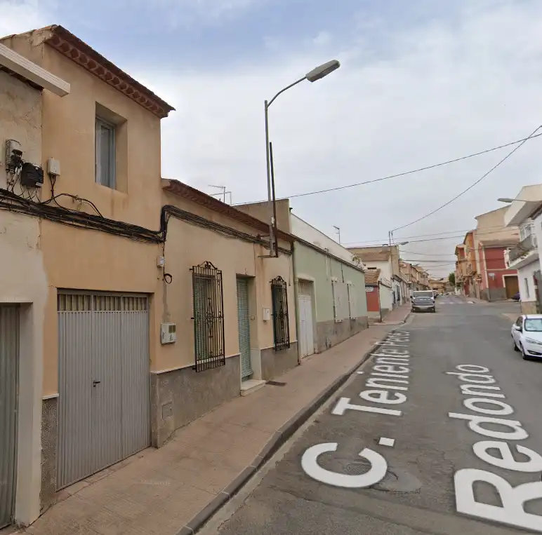 Pis en venda a Calle Teniente Perez Redondo 34