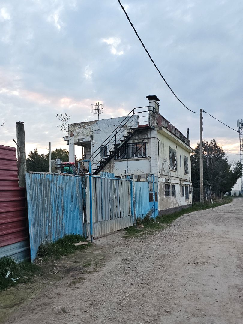 Vista exterior de Finca rústica en venda en  Zaragoza Capital amb Jardí privat, Terrassa i Traster