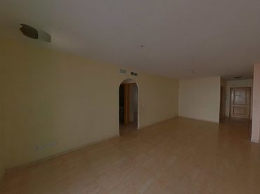 Flat with balcony for sale in Los Laureles