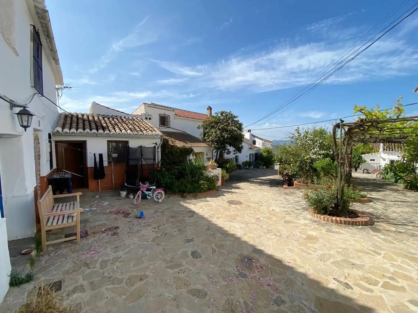 Vista exterior de Casa adosada en venta en Periana