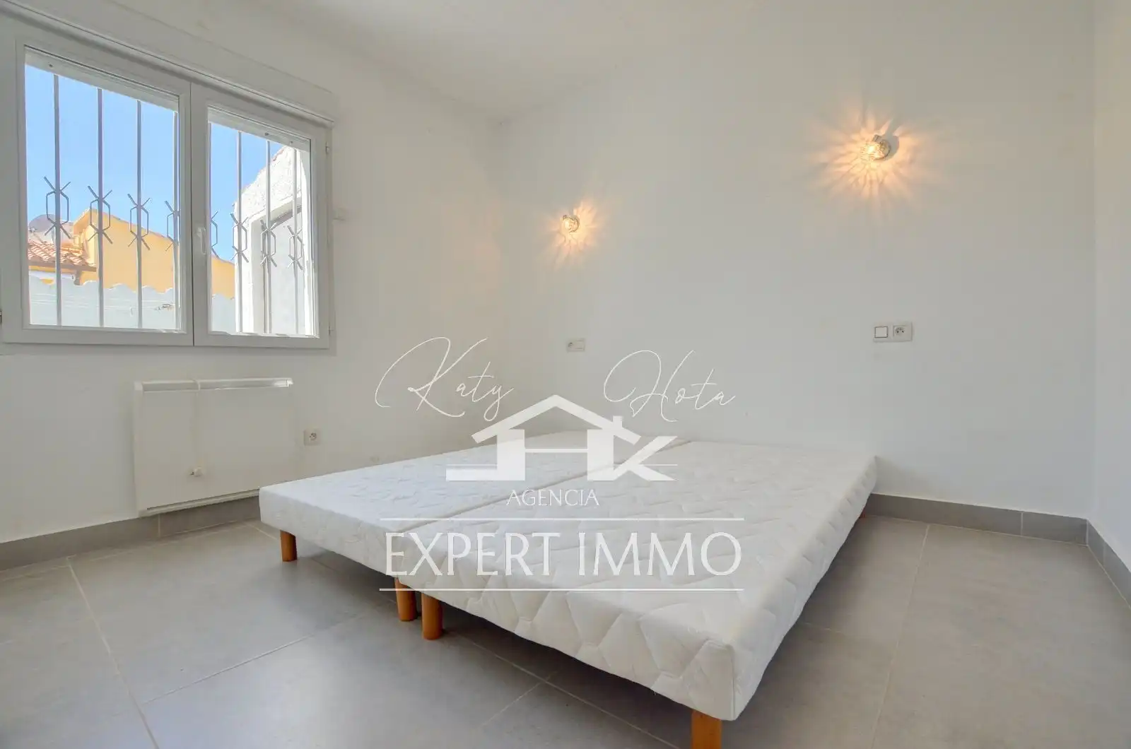 Vista exterior de Casa o chalet en venta en Empuriabrava con Calefacción, Jardín privado y Terraza