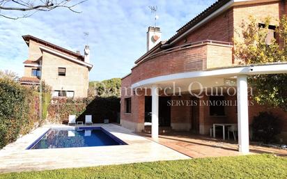 Vista exterior de Casa o xalet en venda en Sant Antoni de Vilamajor amb Piscina