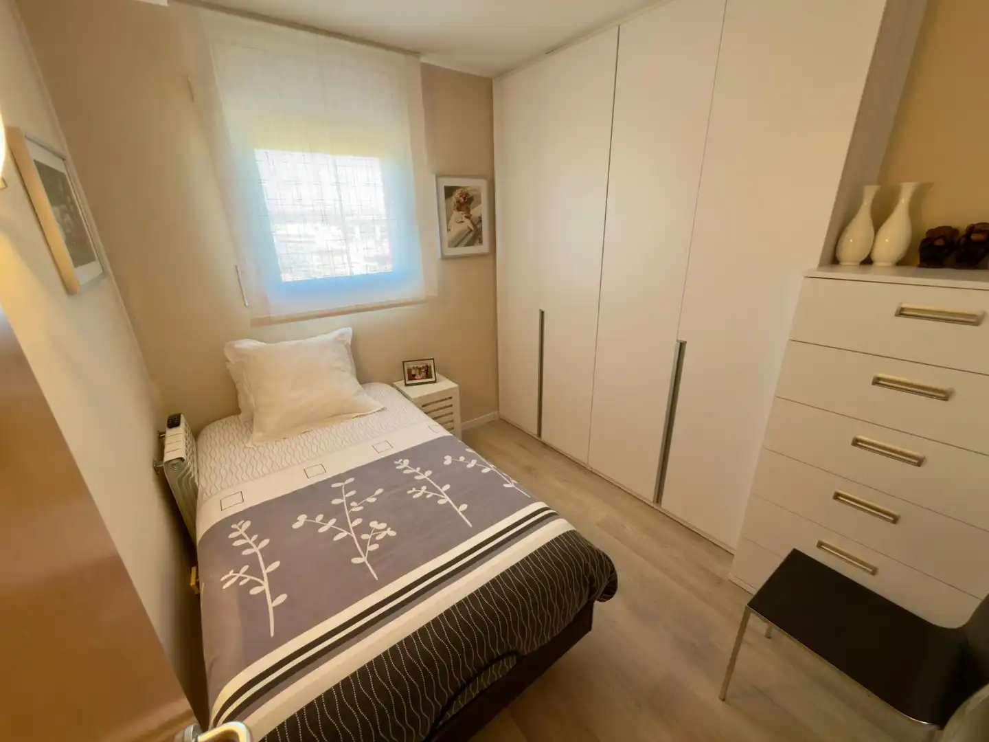 Habitación de Ático en venta en Cornellà de Llobregat con Aire acondicionado, Calefacción y Parquet