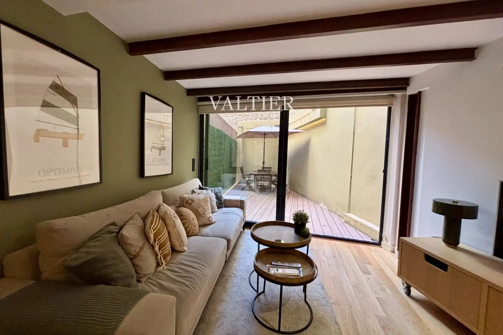 Terrace of Flat for rent in  Madrid Capital  with Terrace, Storage room and Furnished
