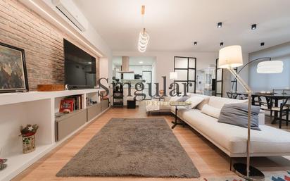 Living room of Study for sale in  Barcelona Capital  with Air Conditioner and Heating