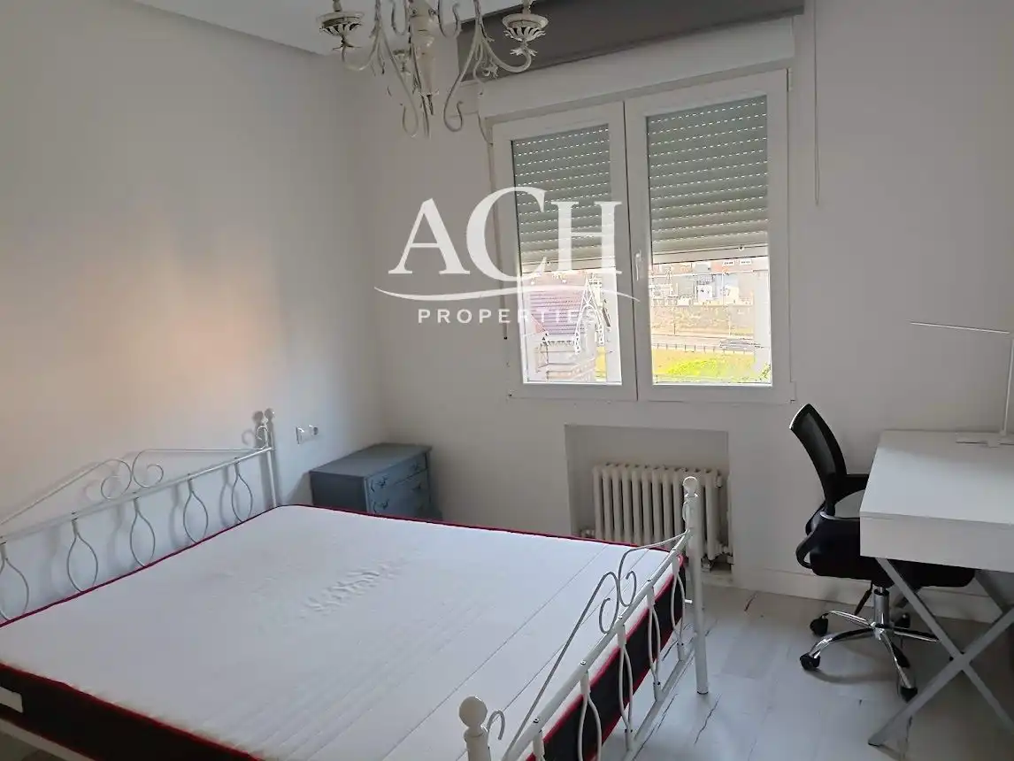 Bedroom of Flat for rent in Bilbao   with Terrace, Furnished and Washing machine