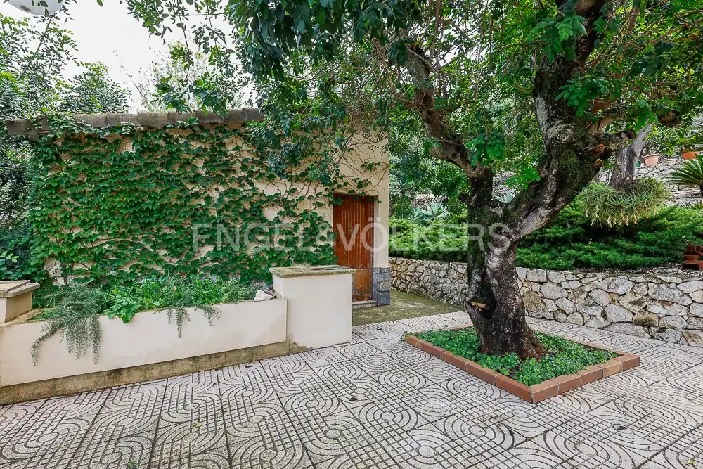 Vista exterior de Casa o xalet en venda en Pedreguer amb Aire condicionat, Calefacció i Jardí privat