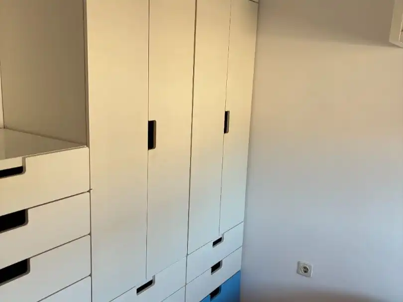 Maisonette zur Miete in Dos Hermanas mit Klimaanlage, Privatgarten und Abstellraum