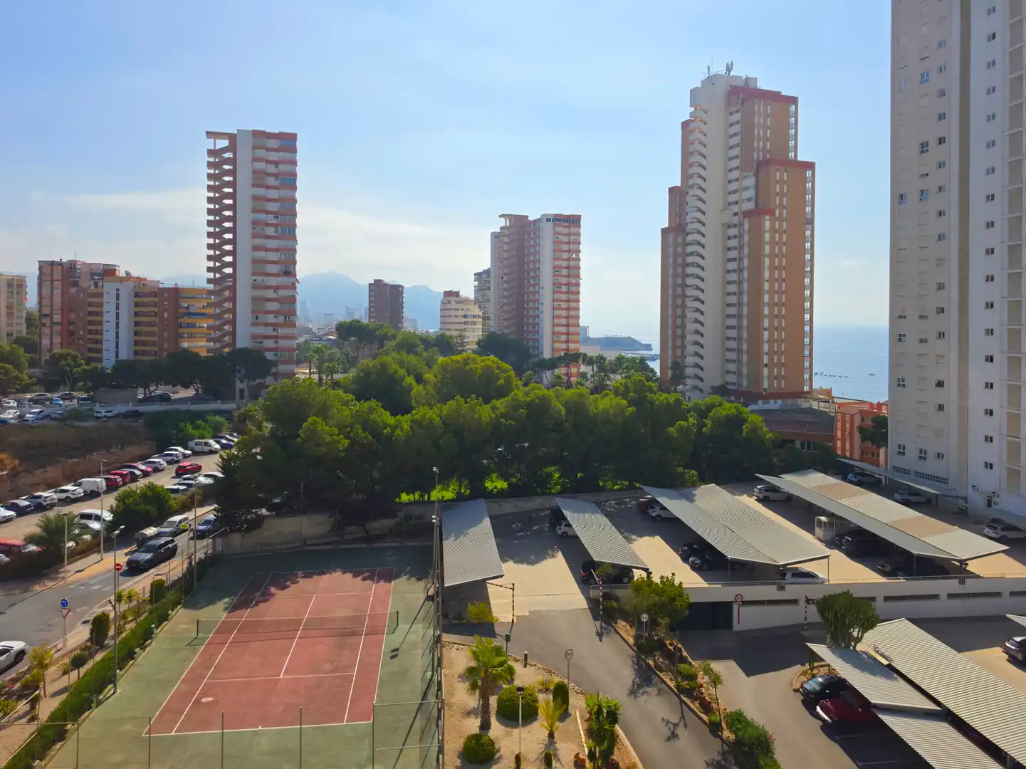 Vista exterior de Piso en venta en Benidorm con Aire acondicionado, Calefacción y Terraza