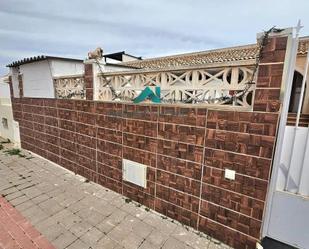 Vista exterior de Casa adosada en venda en  Murcia Capital amb Aire condicionat, Jardí privat i Terrassa