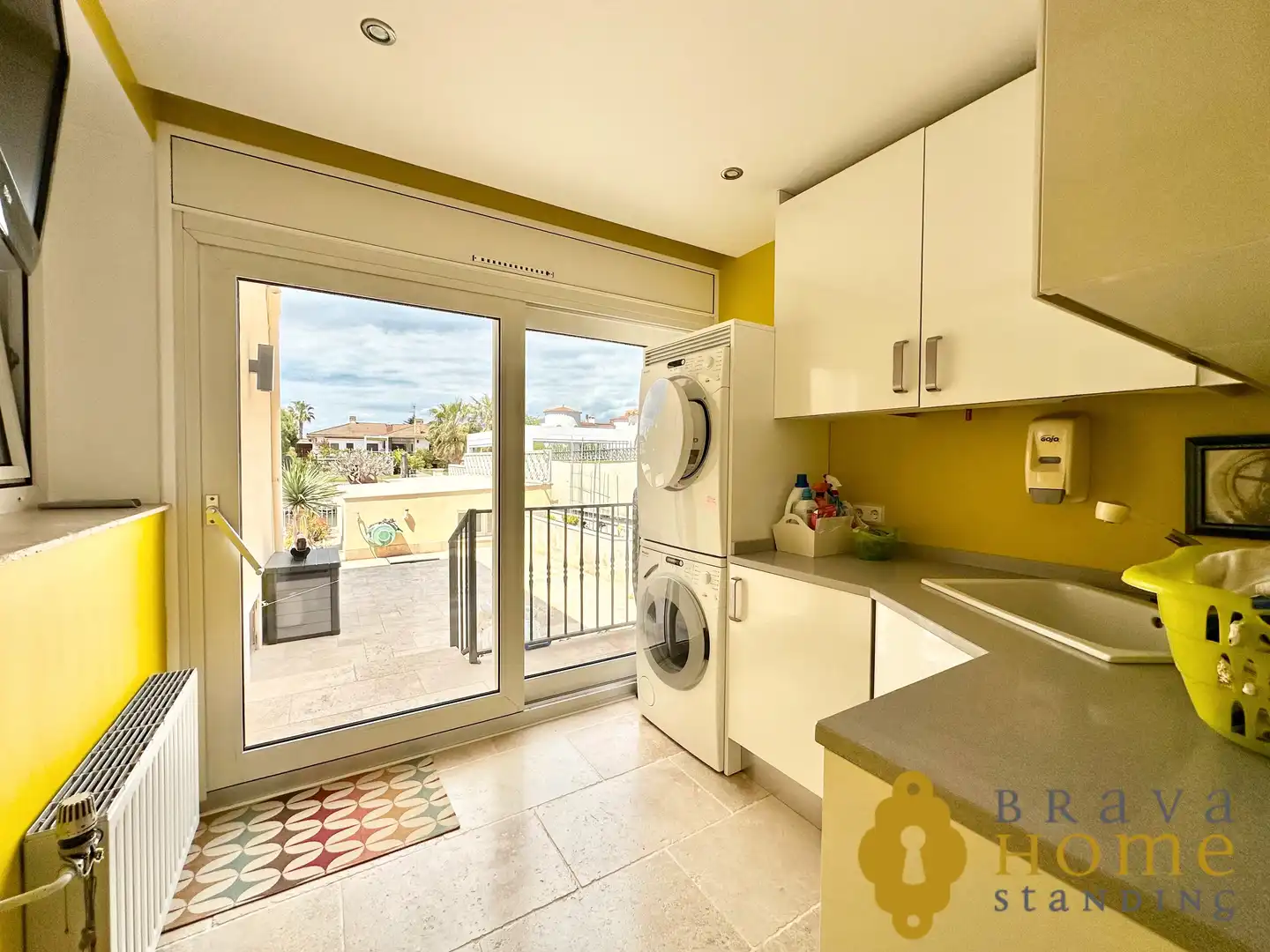 Kitchen of Houses for sale in Empuriabrava  with Air Conditioner, Heating and Private garden