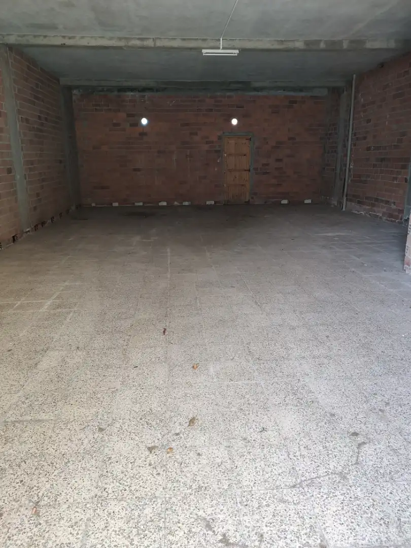 Parkplatz von Geschaftsraum zum Verkauf in Cedeira