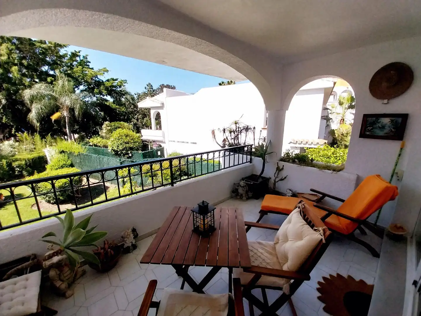 Terrasse von Wohnung zum Verkauf in Mijas mit Klimaanlage, Privatgarten und Terrasse
