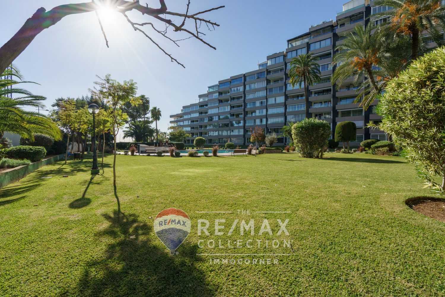 Vista exterior de Planta baixa en venda en Calvià amb Aire condicionat, Jardí privat i Terrassa
