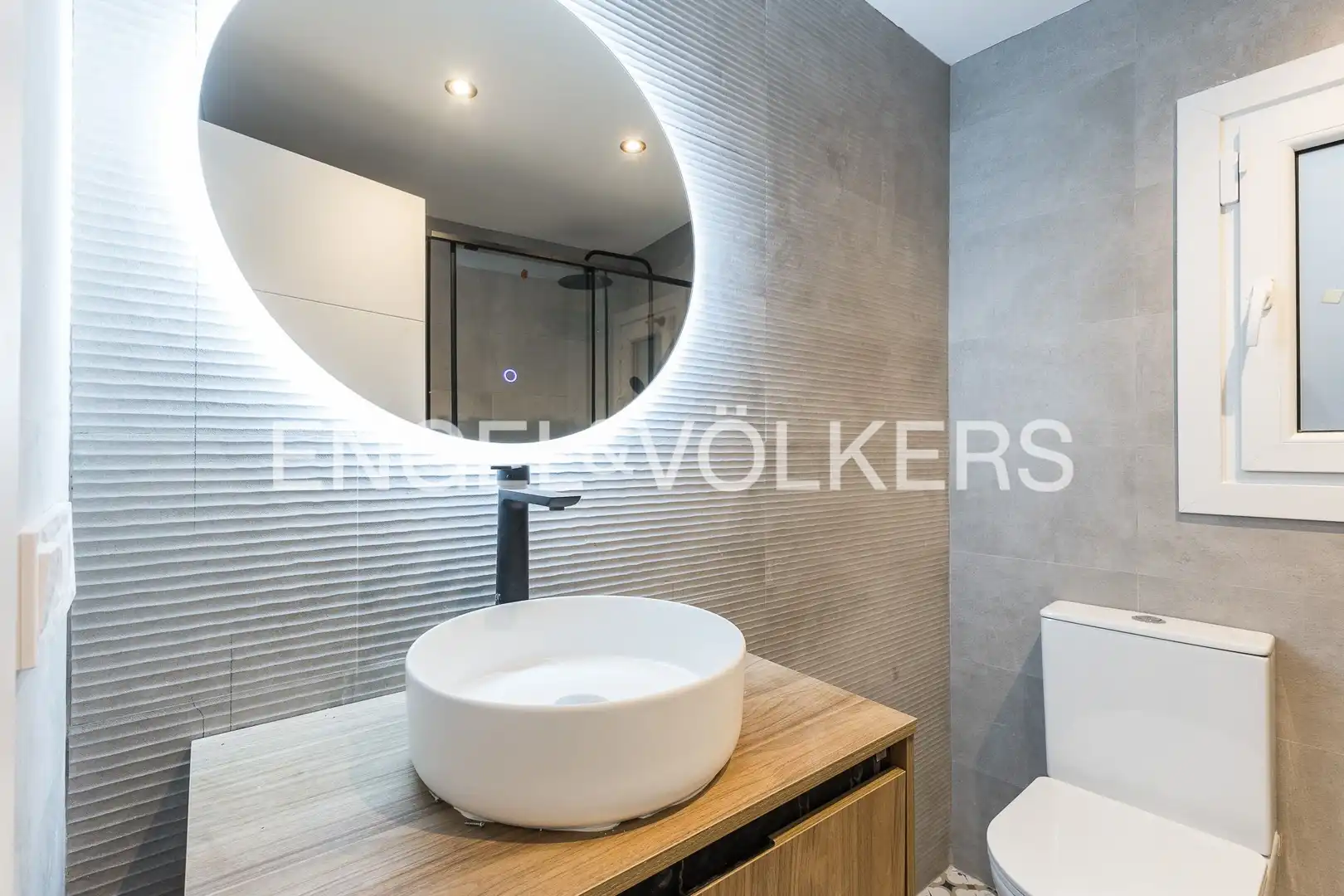 Bathroom of Flat for sale in L'Hospitalet de Llobregat  with Heating and Balcony