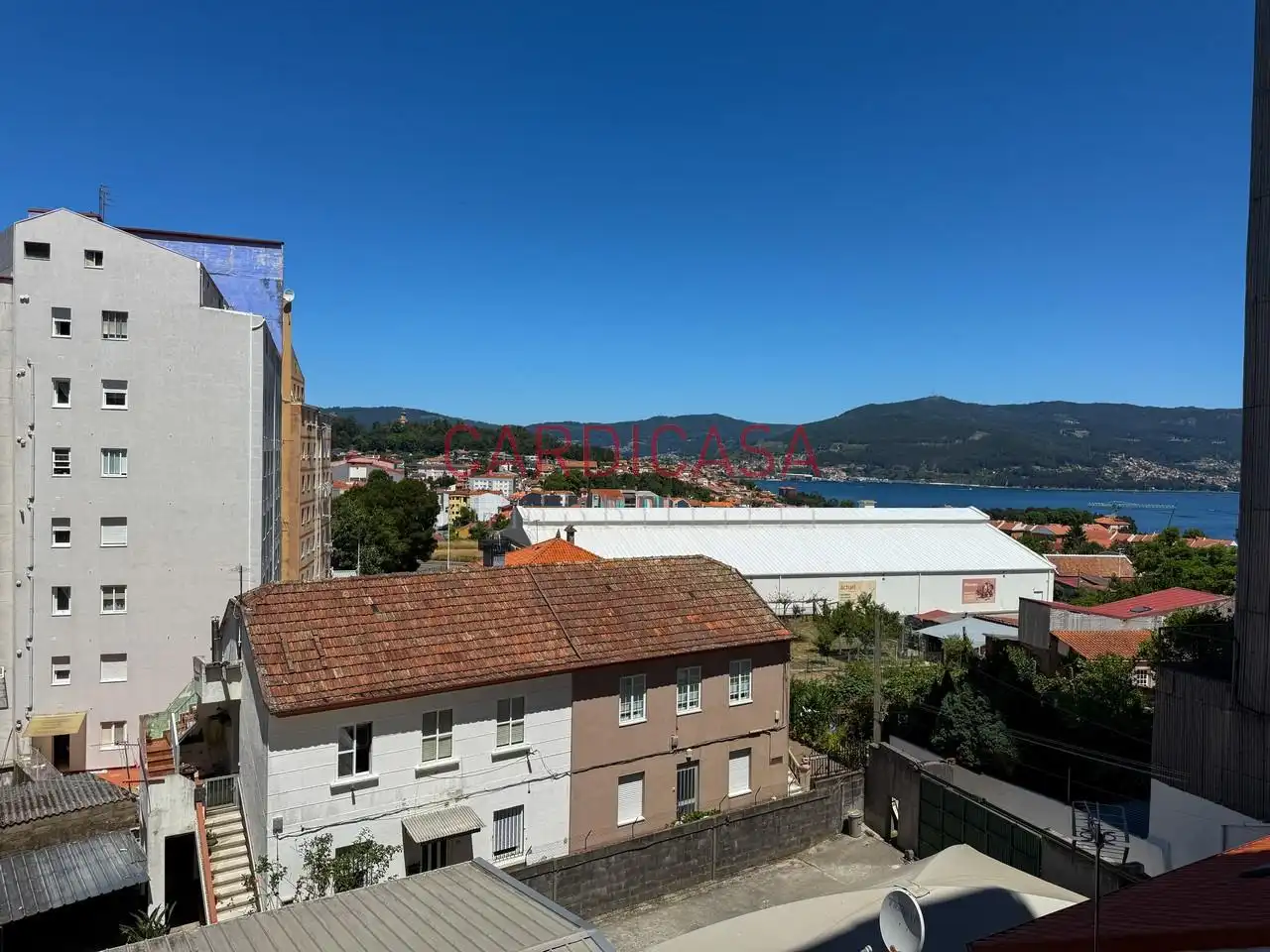 Vista exterior de Piso en venta en Vigo  con Calefacción y Trastero