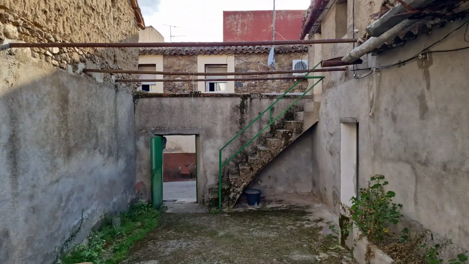 Houses for sale in Calle de la Iglesia, San Román de los Montes