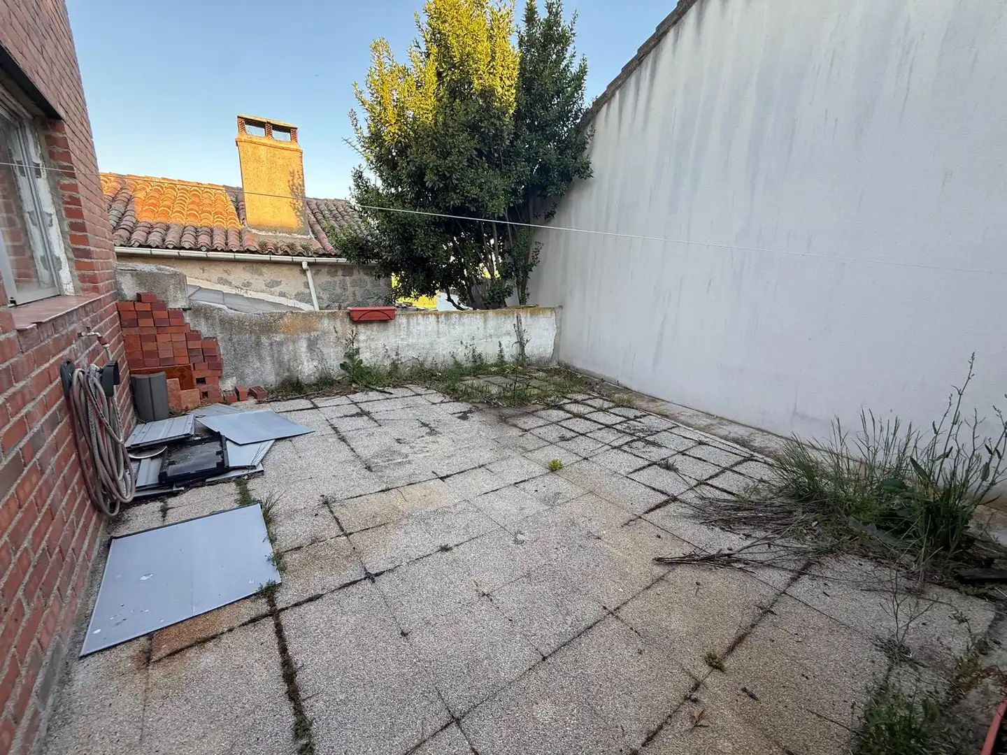 Casa adosada en venda en Tolbaños amb Calefacció i Traster