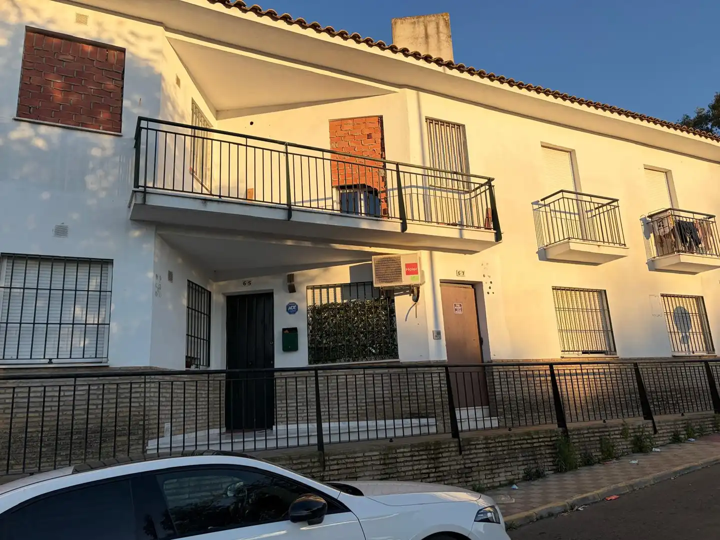 Vista exterior de Pis en venda en Coria del Río