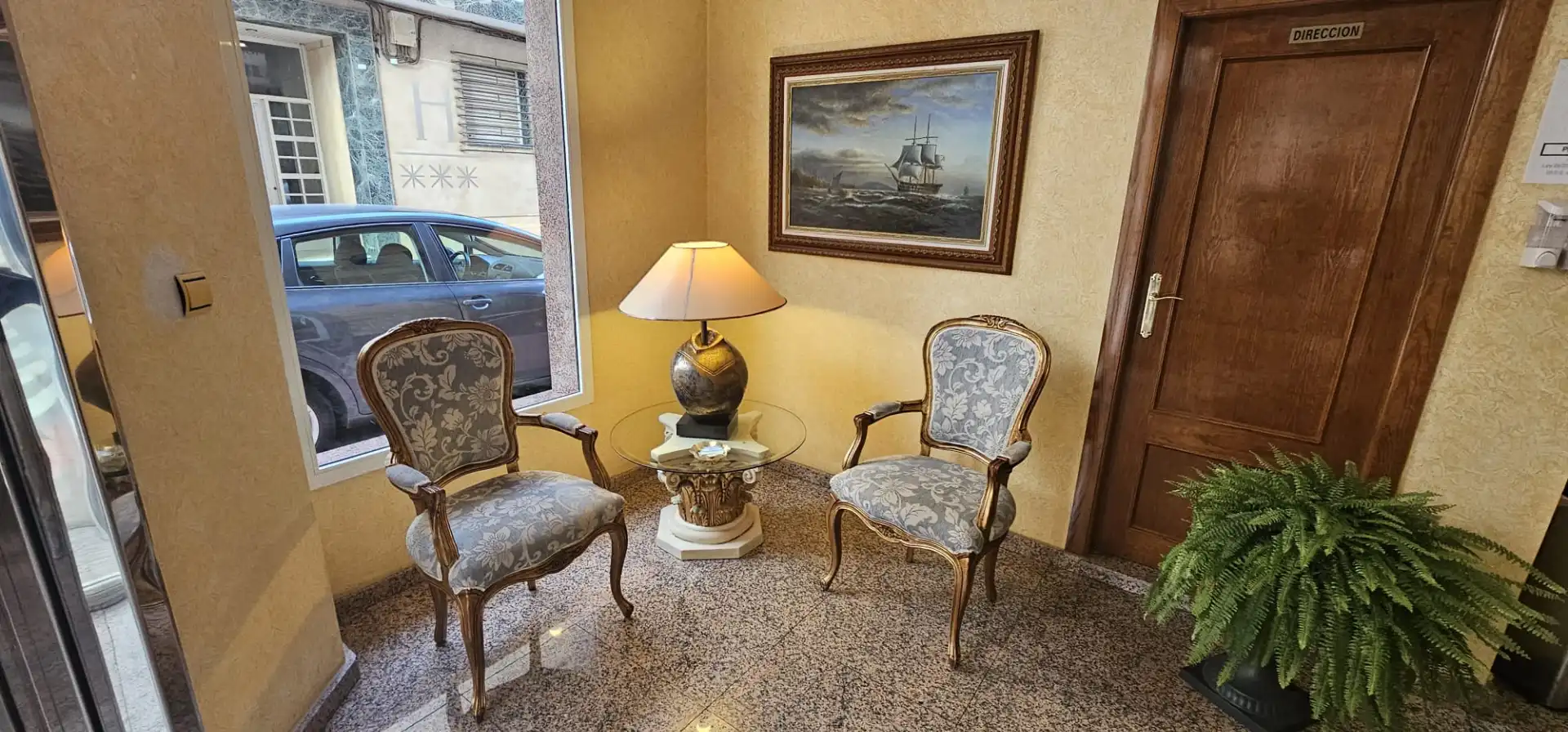 Inmuebles singulares con ascensor en venta en Calle Marín