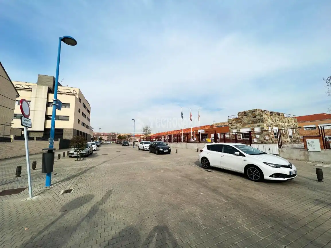 Parkplatz von Geschaftsraum zur Miete in Leganés