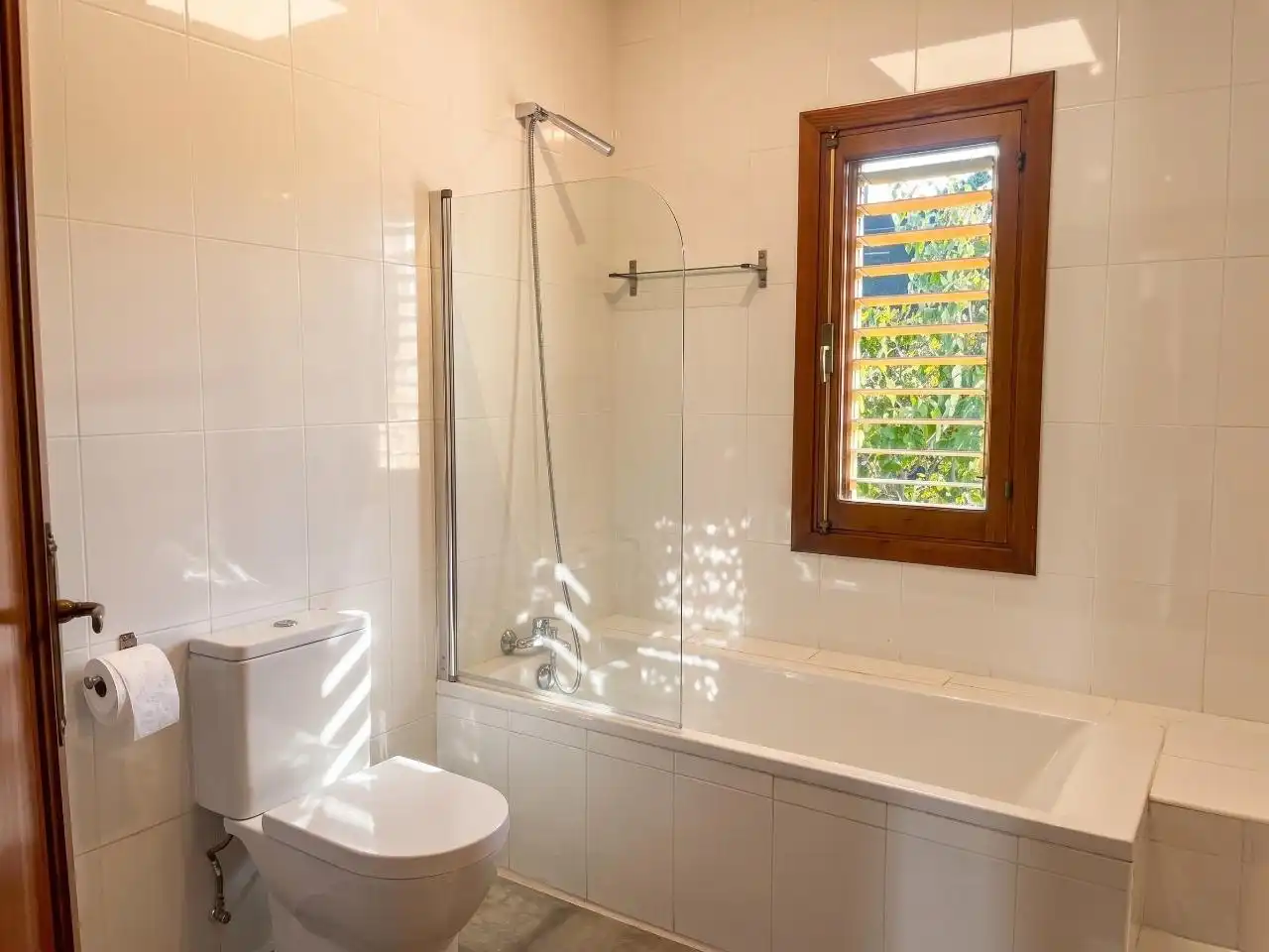 Baño de Casa o chalet en venta en Colmenar Viejo con Calefacción, Jardín privado y Trastero