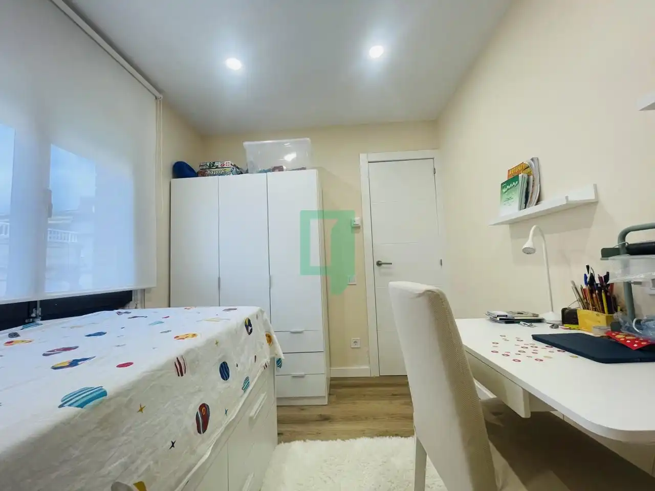 Habitación de Piso en venta en Badalona con Aire acondicionado, Calefacción y Balcón