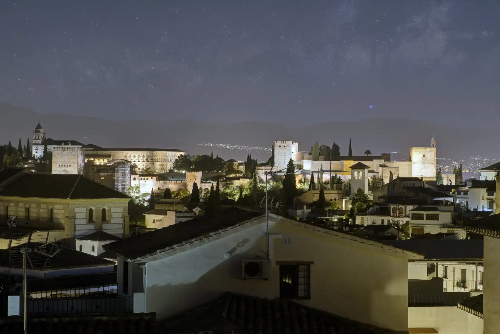 Vista exterior de Casa o chalet en venta en Granada con Aire acondicionado, Calefacción y Jardín privado
