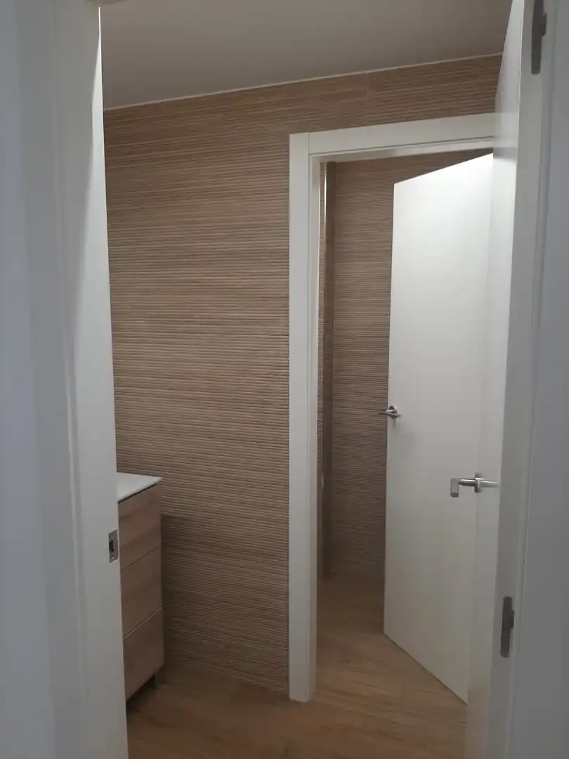 Office space with lift to rent in Muralla de Sant Llorenç 16, imagen 9