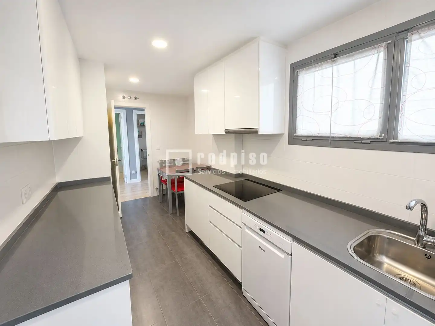 Cocina de Piso en venta en Rivas-Vaciamadrid con Aire acondicionado, Calefacción y Jardín privado