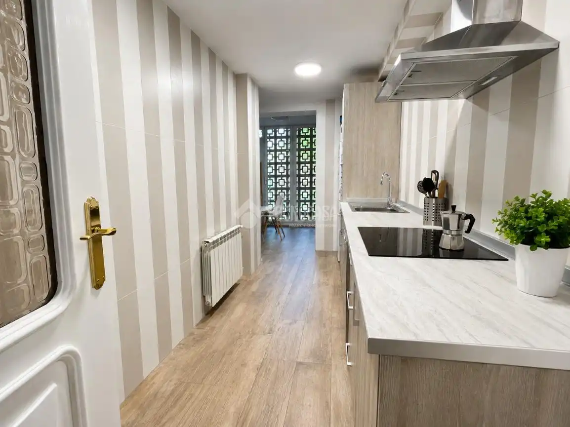 Cocina de Piso en venta en Madrid con Calefacción, Terraza y Trastero
