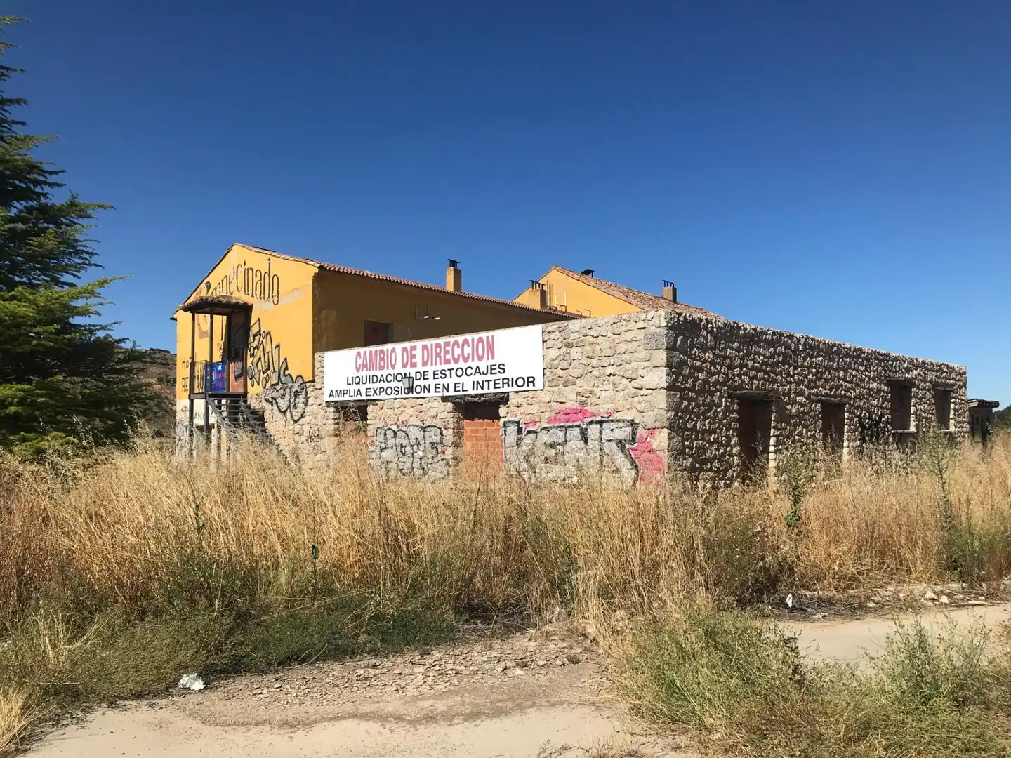 Vista exterior de Edificio en venta en Olmos de Peñafiel