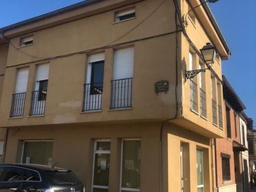 Local comercial en venda a Av Constitución
