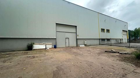 Foto 2 von Fabrikhallen zur Miete in Los Corrales de Buelna , Cantabria